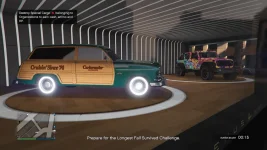 Canis Terminus и Vapid Clique Wagon в Luxury Autos.webp